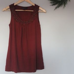 Dana Buchman Tank with Wooden Ring Detailed Collar